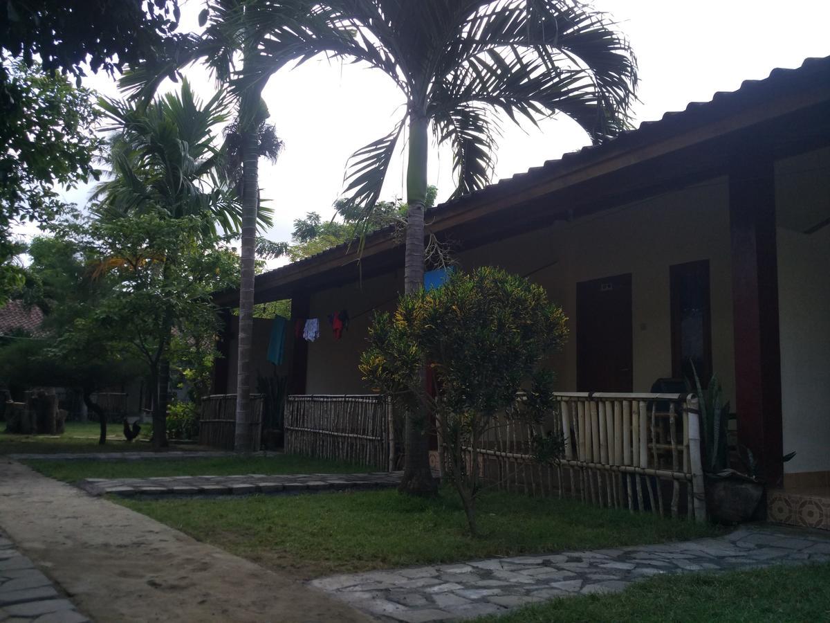 Together Homestay Kuta  Ngoại thất bức ảnh